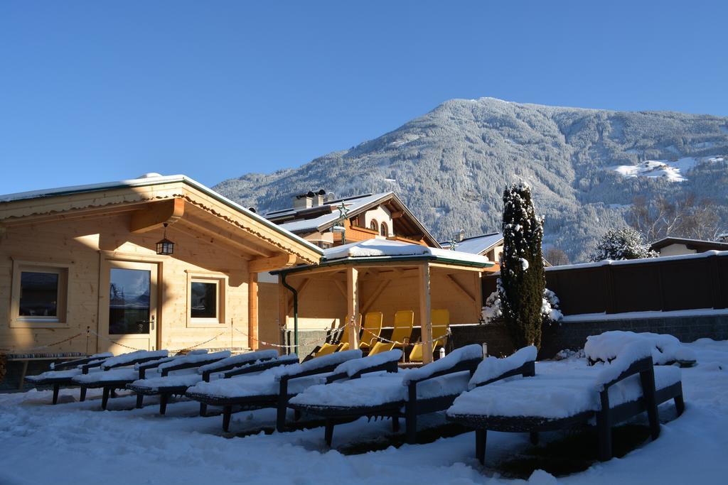 Hotel Alpina Ried im Zillertal Esterno foto